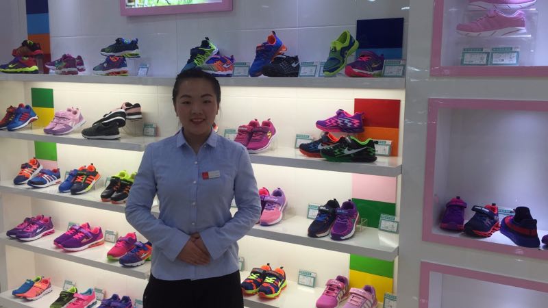 家(jiā)家(jiā)利鞋業(yè)優秀員(yuán)工(gōng)分(fēn)享案例.jpg 家(jiā)家(jiā)利鞋業(yè)優秀員(yuán)工(gōng)分(fēn)享案例.jpg